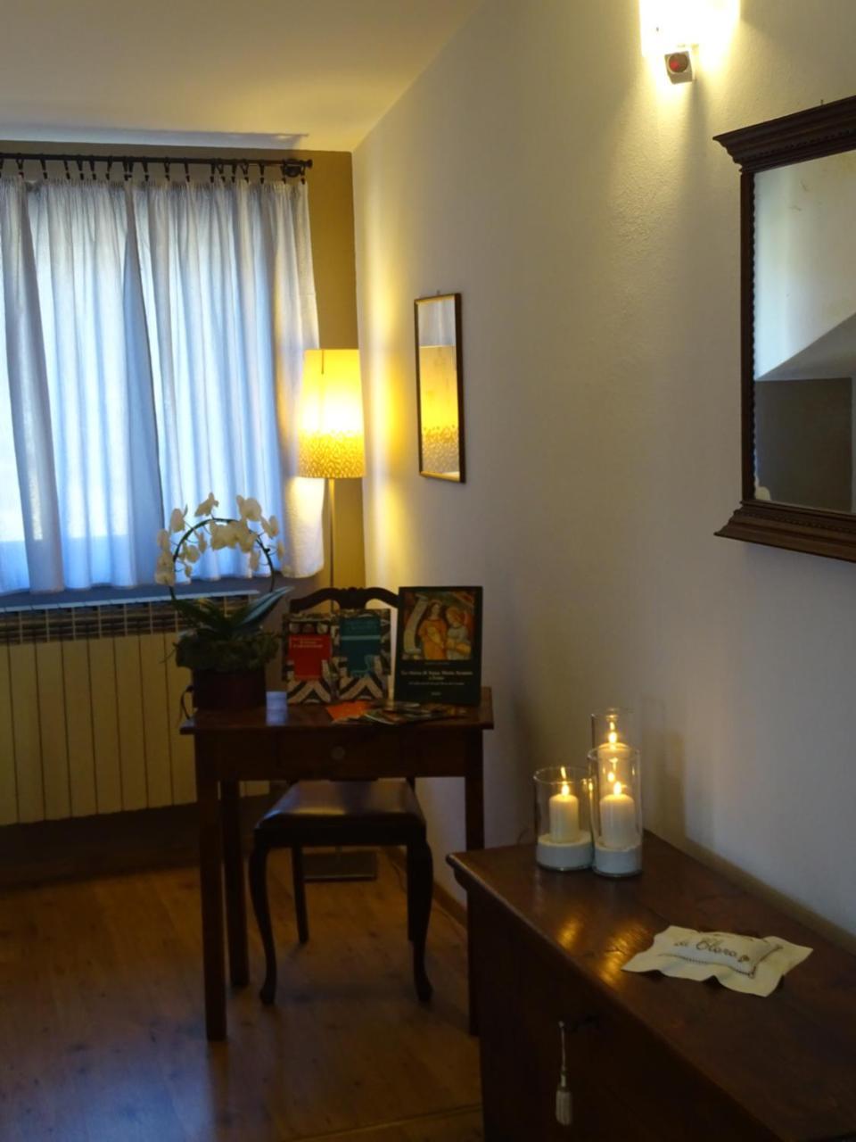 Esine La Casa Di Clara Bed & Breakfast エクステリア 写真